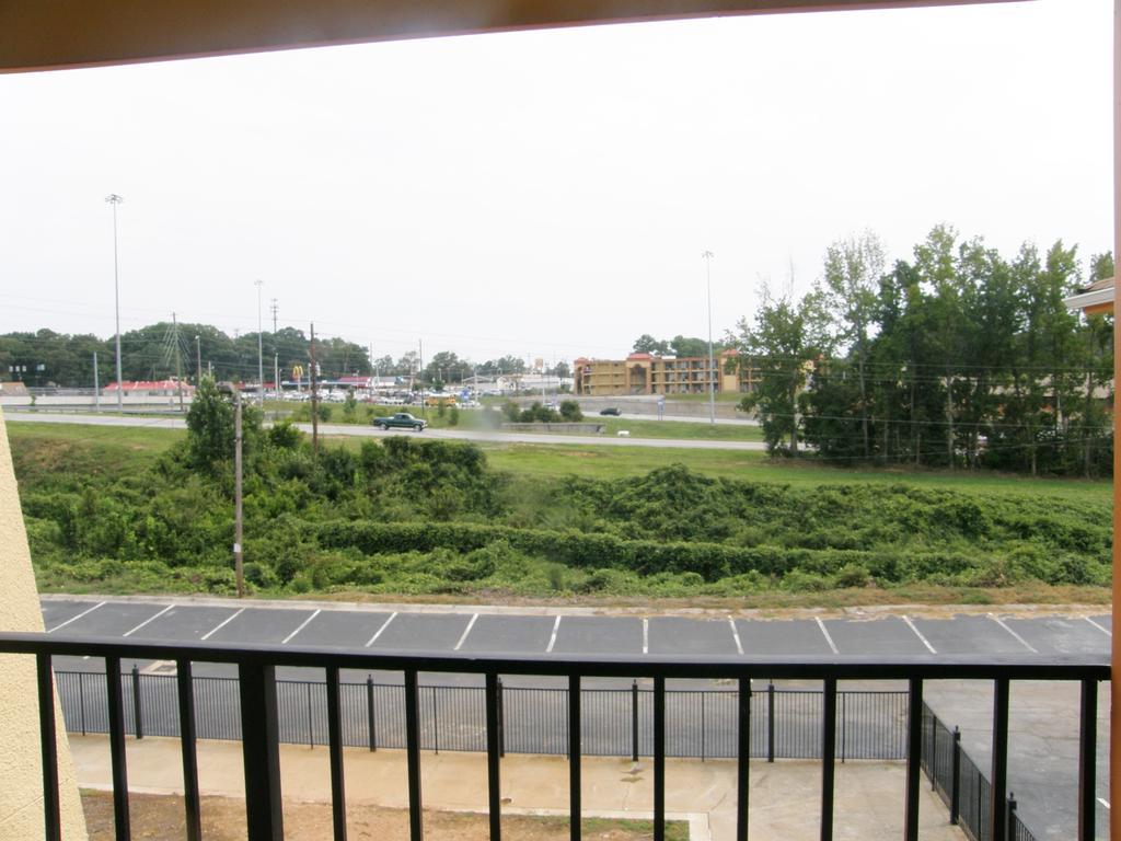 Economy Inn - Wesley Chapel Decatur Exteriér fotografie